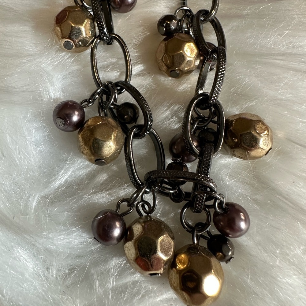 🩷5/$10 Paparazzi Gold and Black Necklace with Intricate Design - Picture 2 of 4